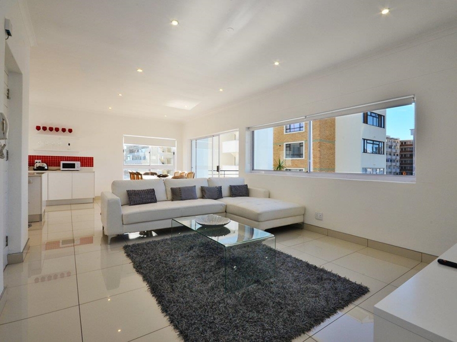 To Let 2 Bedroom Property for Rent in Sea Point Western Cape